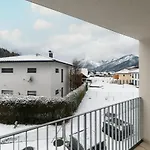 Bergsonne Mit Sonnenbalkon Und Tiefgaragen Parkplatz Апартаменты *