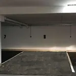 Bergsonne Mit Sonnenbalkon Und Tiefgaragen Parkplatz Бад-Ишль