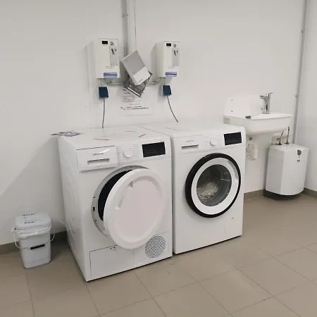 Bergsonne Mit Sonnenbalkon Und Tiefgaragen Parkplatz