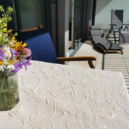 Bergsonne Mit Sonnenbalkon Und Tiefgaragen Parkplatz Апартаменты